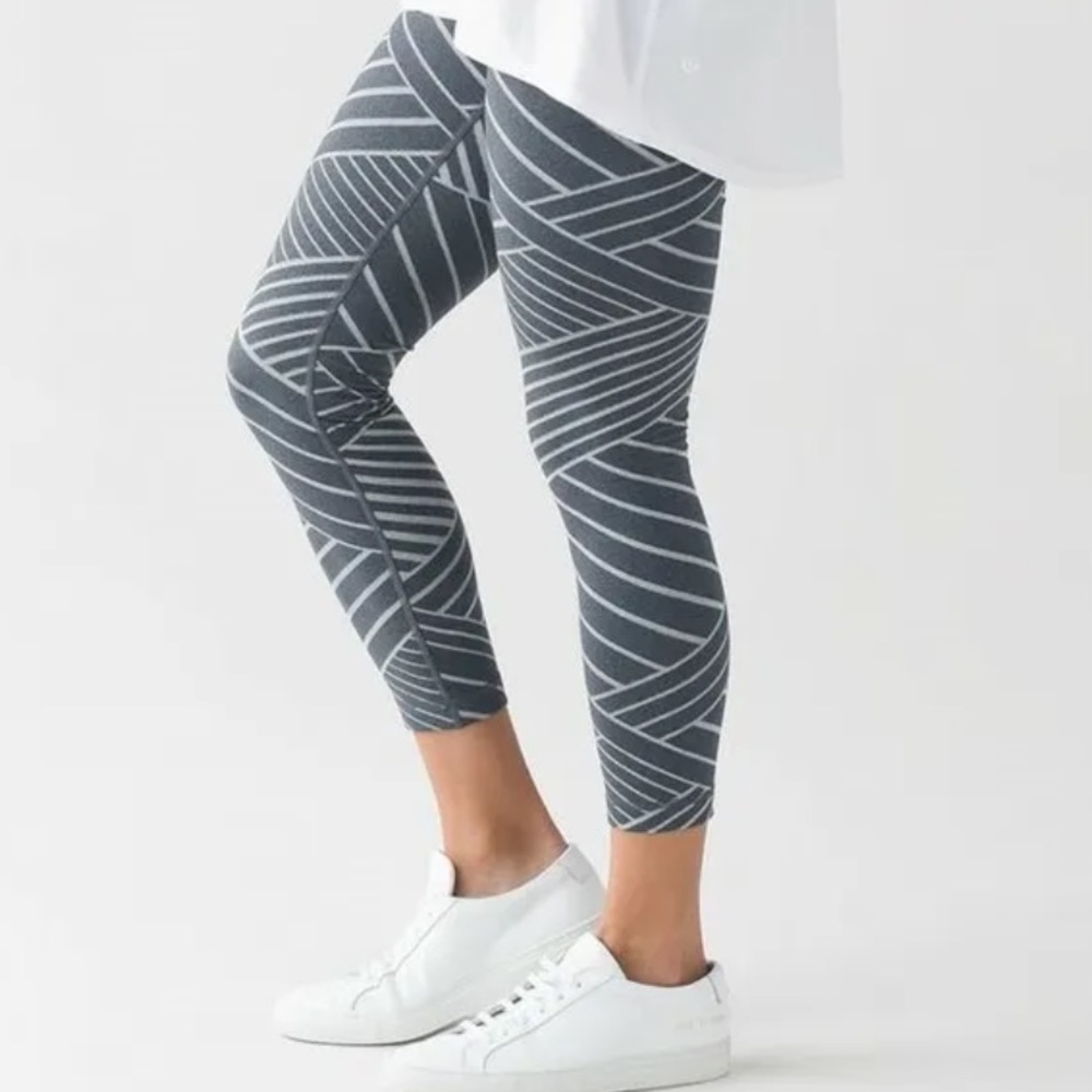 Lululemon High Times Luon Metallic Lumatrix Heathered Deep Coal Silver Size 10